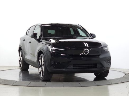 Used 2023 Volvo C40 P8 Recharge Ultimate w/ Protection Package Premier AWD/4WD image 1