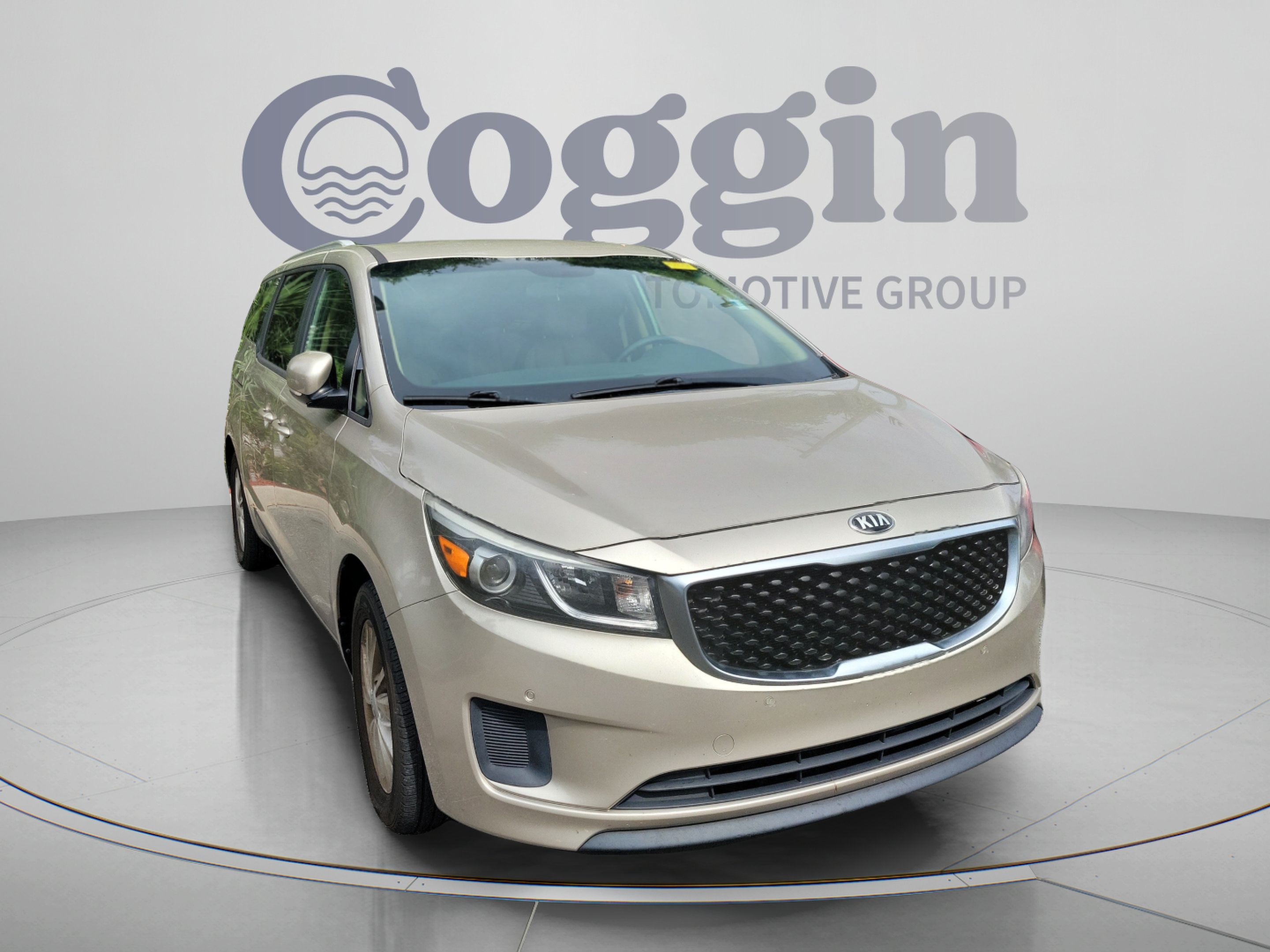 Used 2017 Kia Sedona LX w/ LX Essentials Premium Package FWD image 9
