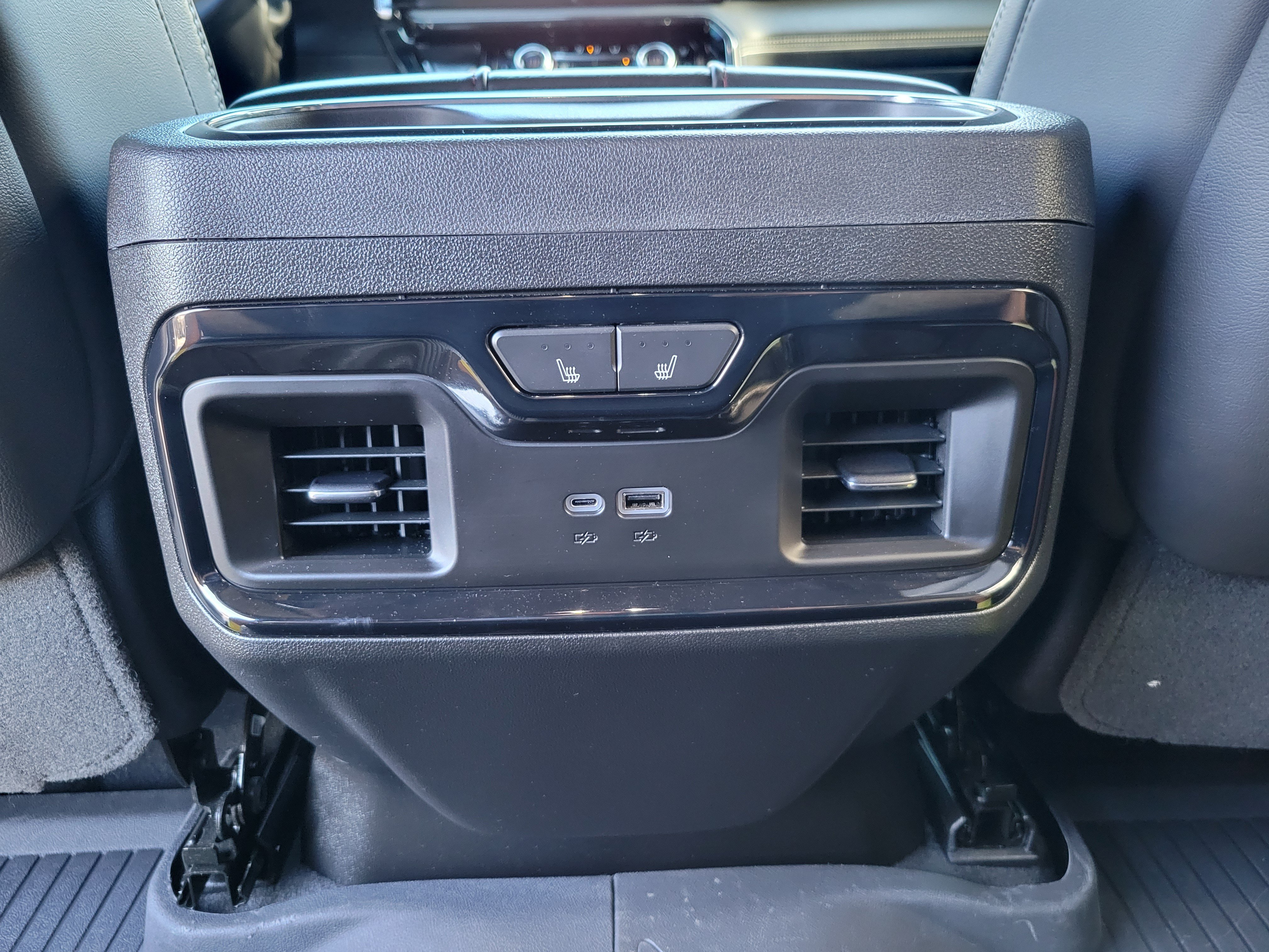 Used 2024 GMC Sierra 2500 AT4X w/ AT4X AEV Edition AWD/4WD image 27