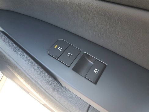 New 2026 Kia Sportage EX w/ EX Panorama Roof Package image 11