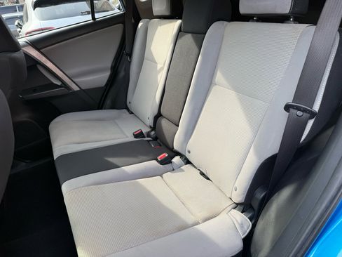 Used 2016 Toyota RAV4 XLE image 7