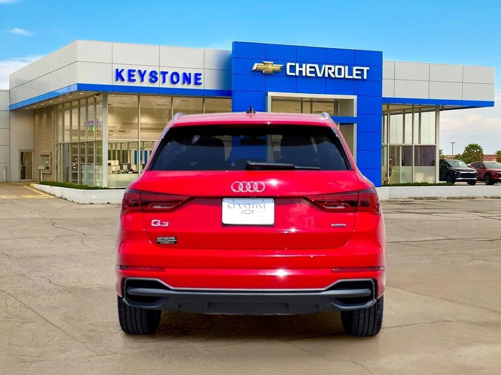 Used 2024 Audi Q3 2.0T Premium AWD/4WD image 6