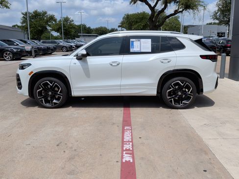 Used 2025 Volkswagen Tiguan SEL R-Line AWD/4WD image 7