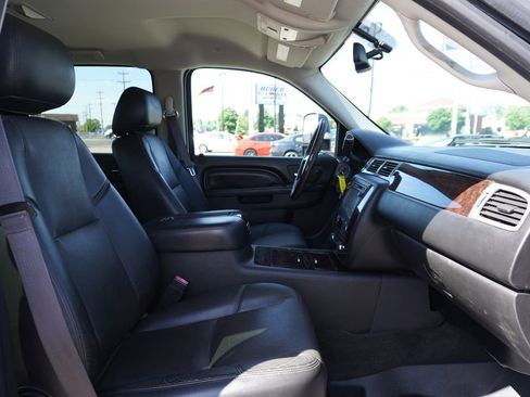 Used 2014 GMC Sierra 3500 Denali w/ Snow Plow Prep Package AWD/4WD image 29