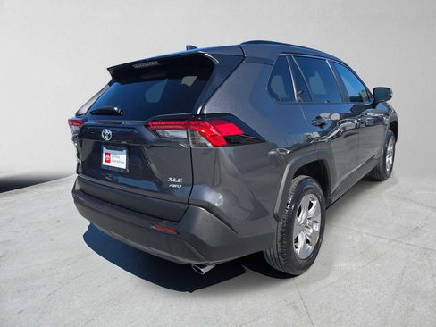 Used 2022 Toyota RAV4 XLE w/ XLE Grade Weather Package AWD/4WD image 3