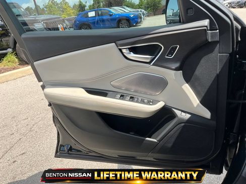 Used 2025 Acura RDX SH-AWD w/ Advance Package image 11