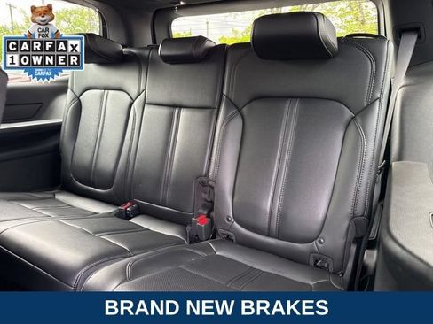 Used 2023 Jeep Wagoneer 4WD w/ Premium Group I image 24