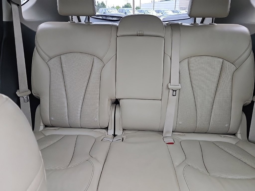 Used 2019 Buick Envision Essence FWD image 15
