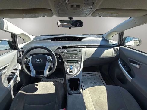 Used 2011 Toyota Prius Two w/ Preferred Accessory Pkg FWD image 14