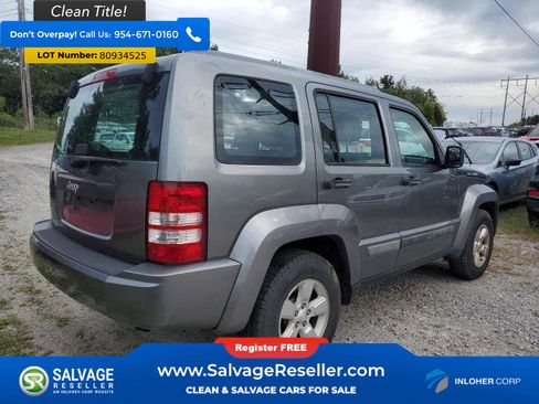 Used 2012 Jeep Liberty Sport AWD/4WD image 5