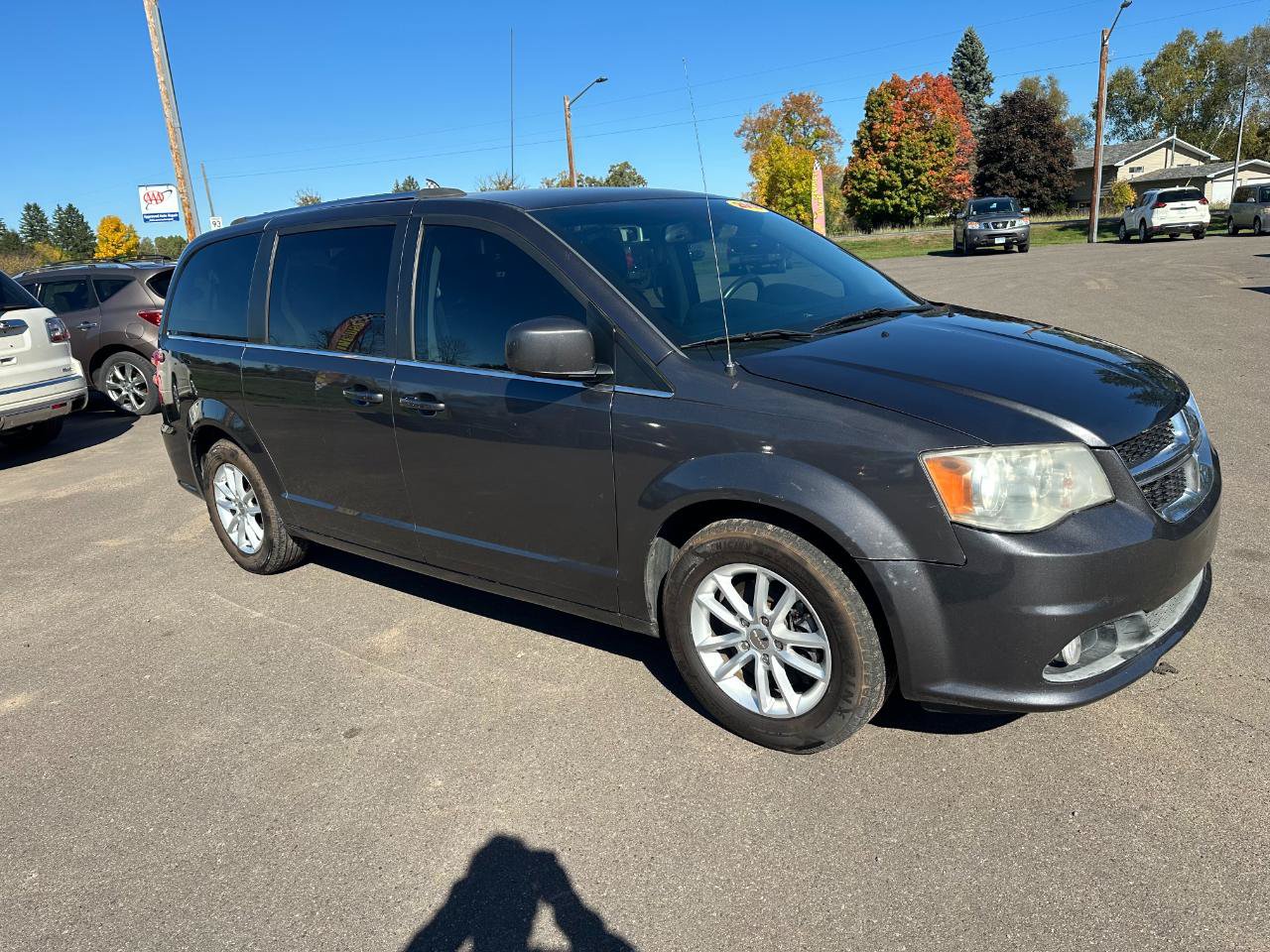 Used 2018 Dodge Grand Caravan SXT FWD image 8