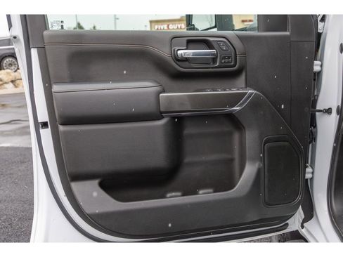 Used 2022 GMC Sierra 2500 AT4 w/ Gooseneck/5TH Wheel Package image 18