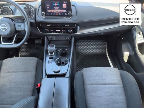 Certified 2022 Nissan Rogue SV AWD/4WD image 14