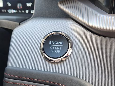 New 2026 Ford Explorer Active w/ Active Comfort Package image 16