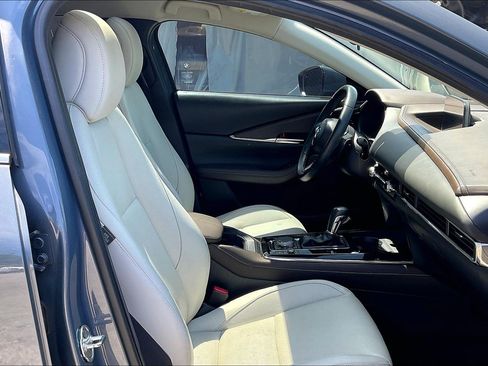 Used 2021 MAZDA CX-30 FWD 2.5 S w/ Premium Package image 5