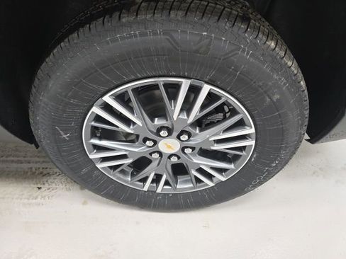 New 2026 Chevrolet Traverse LT image 24