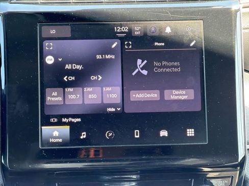 Used 2023 Jeep Grand Cherokee L Laredo AWD/4WD image 14