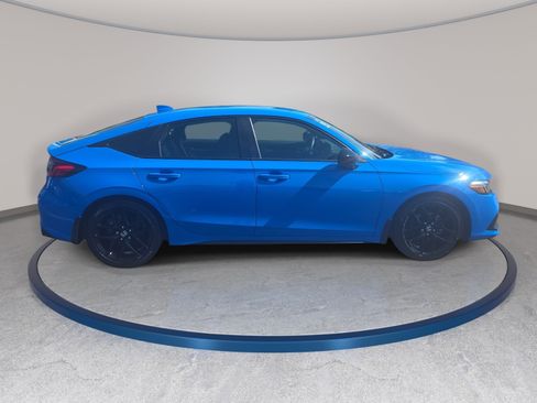 Used 2024 Honda Civic Sport image 4