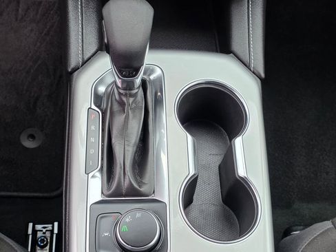 Used 2025 Chevrolet Blazer LT image 28