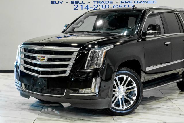 Used 2020 Cadillac Escalade 2WD image 6