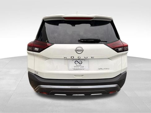 Used 2023 Nissan Rogue SL AWD/4WD image 6
