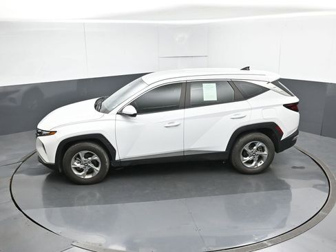 Used 2024 Hyundai Tucson SE image 50