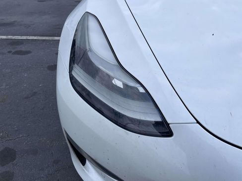 Used 2021 Tesla Model 3 Long Range image 16