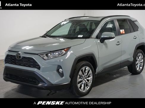 Used 2021 Toyota RAV4 XLE Premium FWD image 1