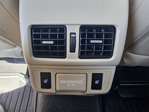 Used 2018 Subaru Outback 3.6R Limited image 29