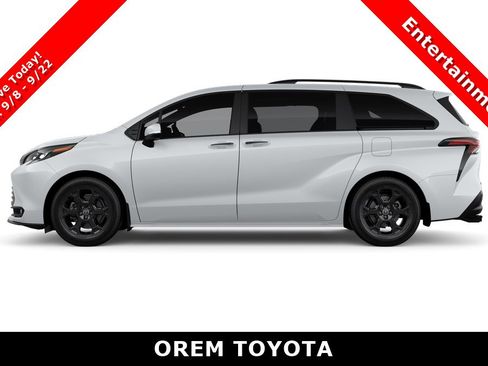New 2026 Toyota Sienna XLE Woodland Edition AWD/4WD image 4