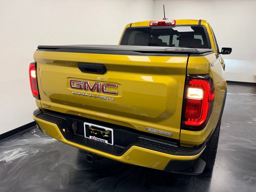 Used 2023 GMC Canyon Elevation w/ Elevation Premium Package AWD/4WD image 5