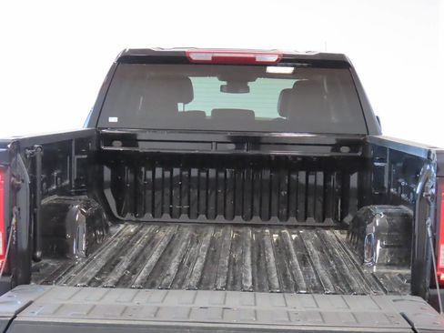 Certified 2025 GMC Sierra 1500 SLT AWD/4WD image 5