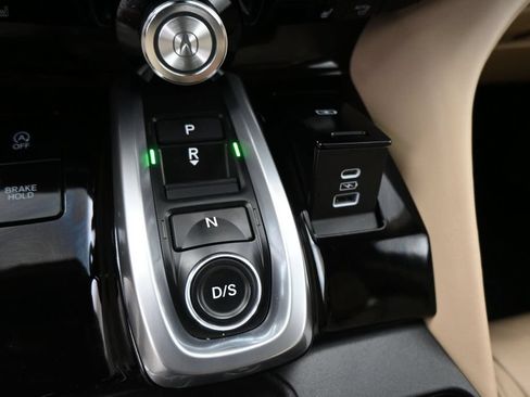 Used 2023 Acura MDX w/ Technology Package FWD image 17