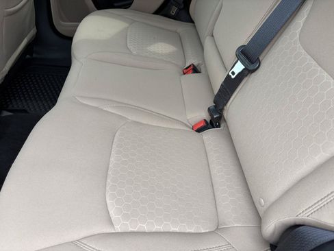Used 2018 Jeep Compass Sport w/ Tech Group AWD/4WD image 38