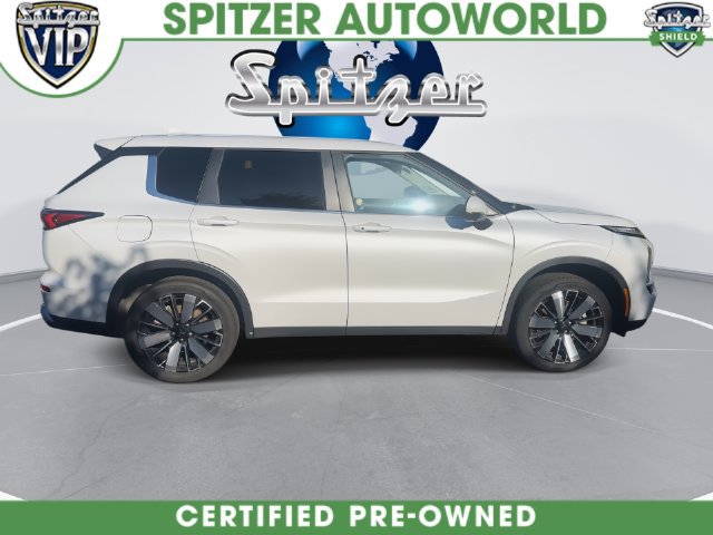 Used 2025 Mitsubishi Outlander SE AWD/4WD image 17