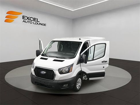 Used 2024 Ford Transit 250 Low Roof w/ Exterior Upgrade Package image 42