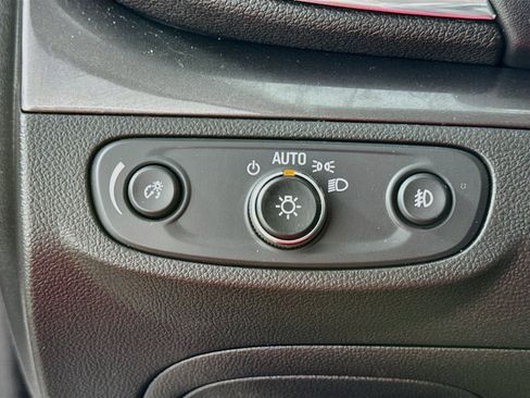 Used 2019 Buick Encore Essence w/ Experience Buick Package AWD/4WD image 13