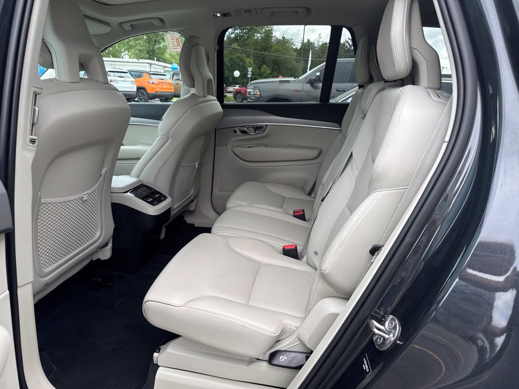 Used 2022 Volvo XC90 T5 Momentum AWD/4WD image 20