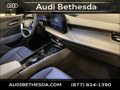 New 2026 Audi Q3 quattro 2.0T AWD/4WD image 10