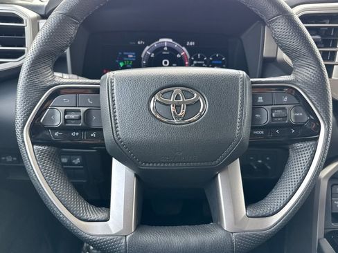 Used 2024 Toyota Tundra Limited AWD/4WD image 21