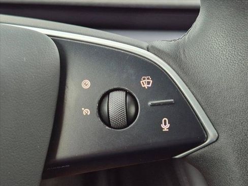 Used 2025 Tesla Model 3 Long Range RWD image 16