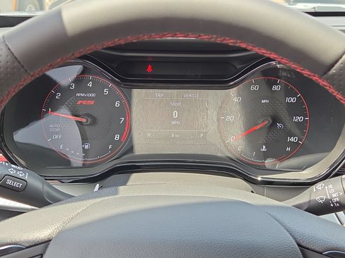 New 2026 Chevrolet Trax RS w/ Sunroof Package FWD image 21