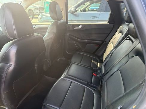 Used 2022 Ford Escape SEL w/ Technology Package FWD image 14