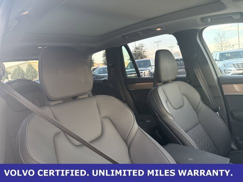 Certified 2025 Volvo XC90 B6 Plus image 12