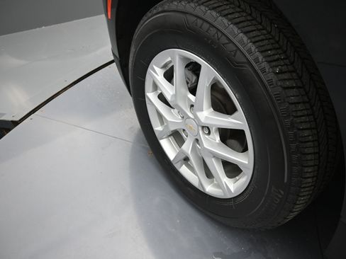 Used 2022 Chevrolet Equinox LS w/ LS Convenience Package AWD/4WD image 30