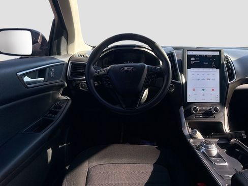 Used 2022 Ford Edge SE w/ Black Appearance Package image 23