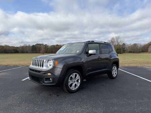 Used 2016 Jeep Renegade Limited image 1