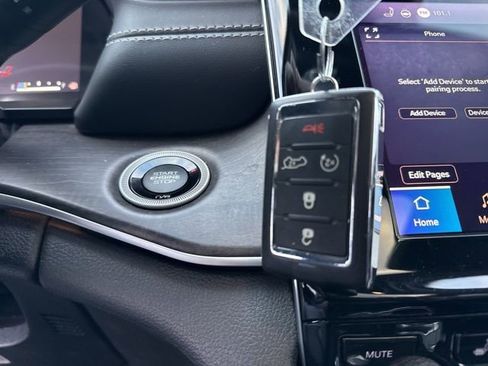 Certified 2022 Jeep Grand Cherokee Limited image 40