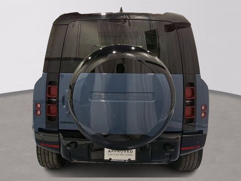 Certified 2025 Land Rover Defender 110 X-Dynamic SE image 3