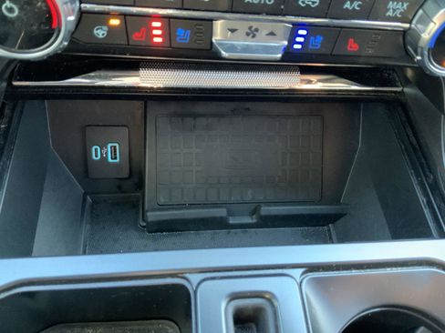 Used 2022 Ford F150 Platinum w/ Equipment Group 701A High image 51